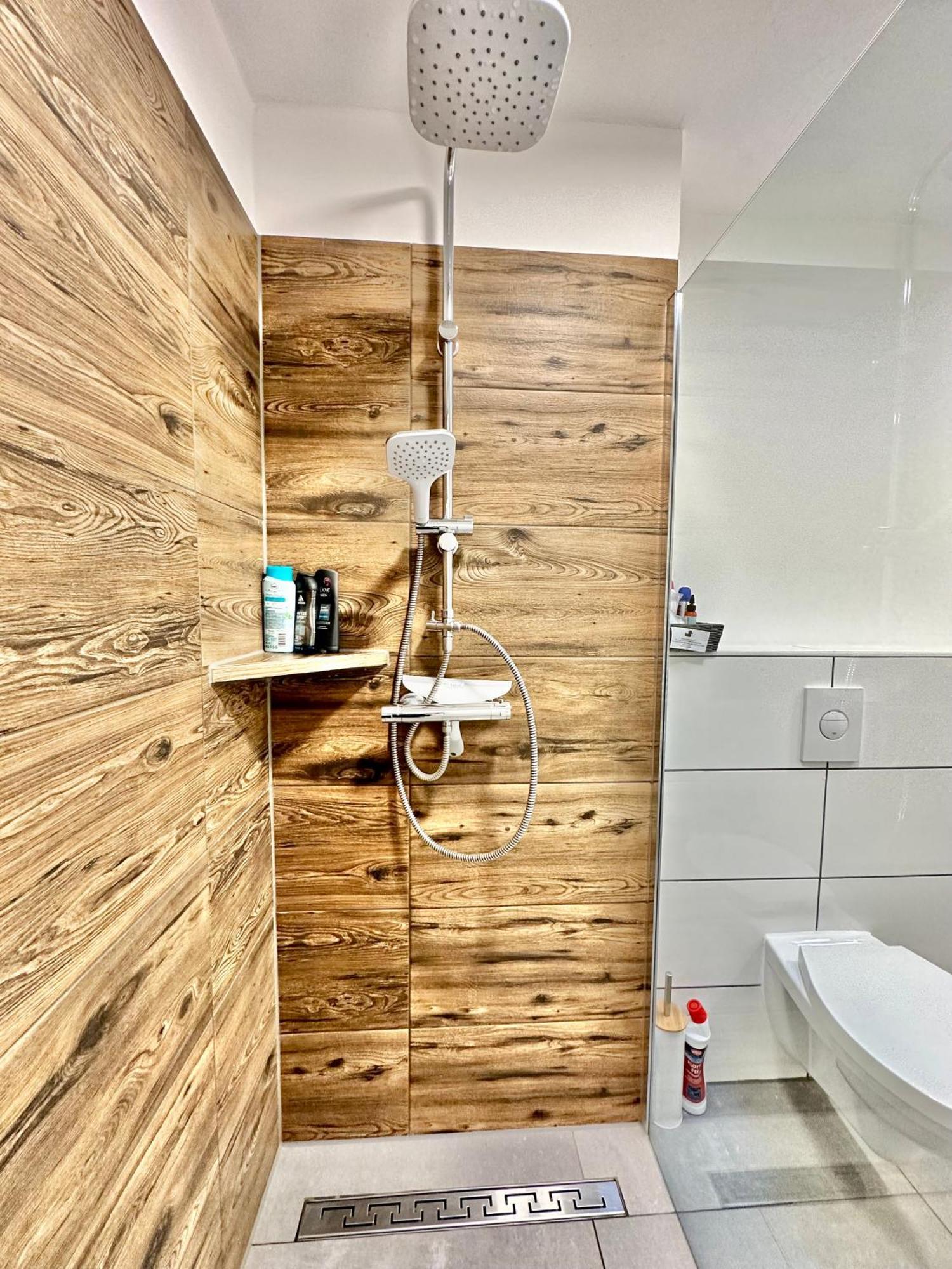 Erholsame City-Erdgeschosswohnung Mit Veranda, Grill Und Parkplatz D46Eg 奥尔登堡 外观 照片